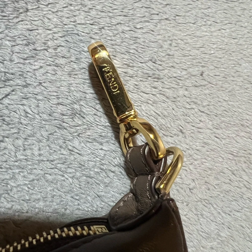 Nano Fendigraphy Fendi Brown Leather clutch - Picture 4 of 8